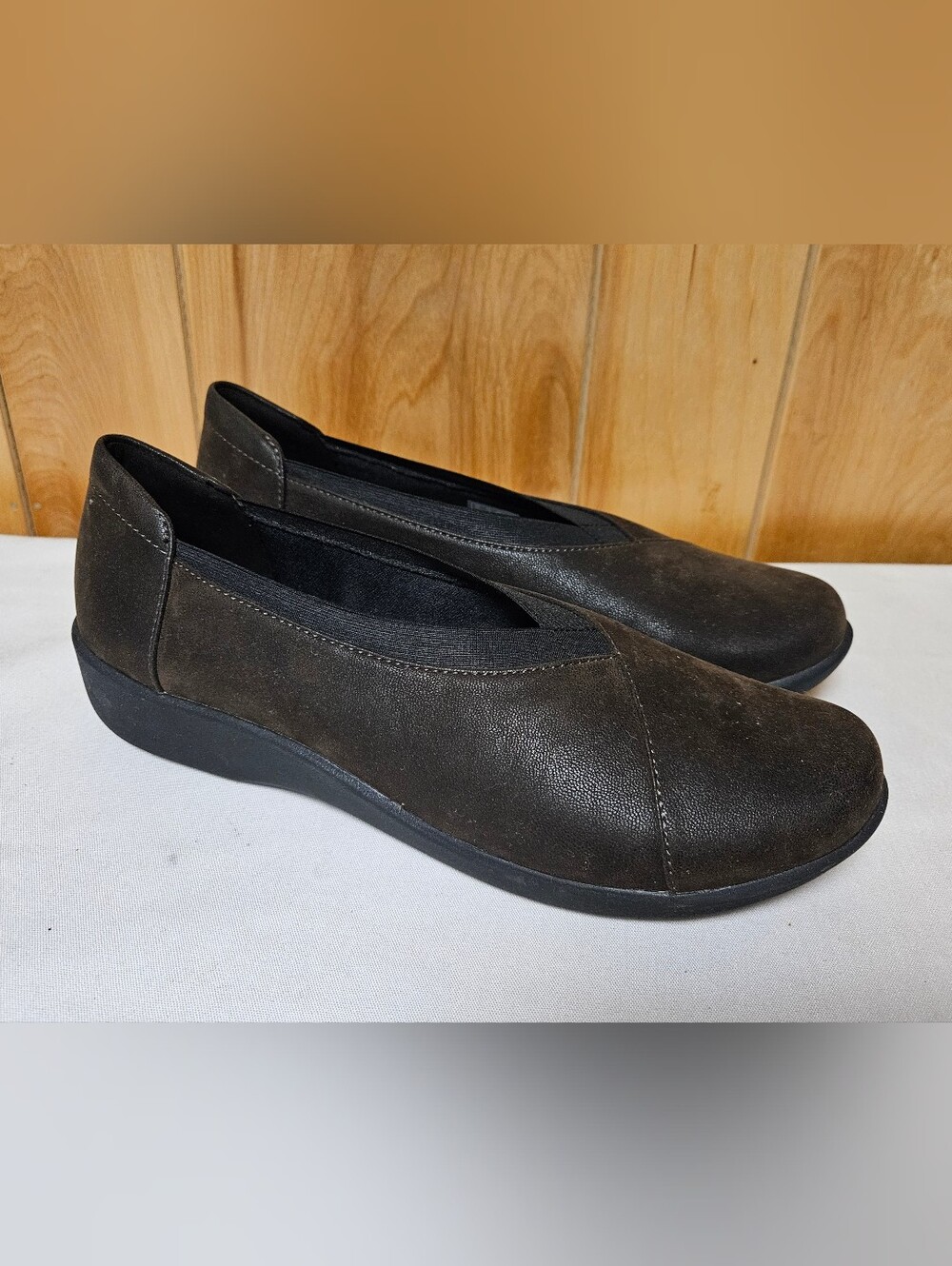 Cloudsteppers By Clarks Womens Size 10 Slip On Flat Comfort Brown Shoes Loafers